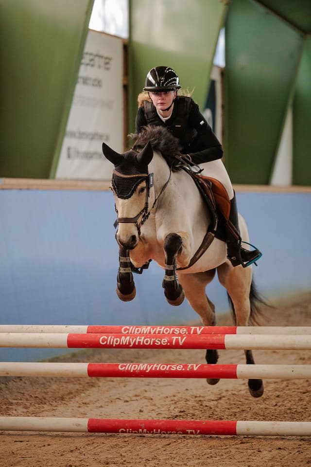 MB’s Show Em Off "Sessan" 2